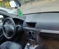 Черный Опель Астра, объемом двигателя 1.9 л и пробегом 180 тыс. км за 5650 $, фото 6 на Automoto.ua