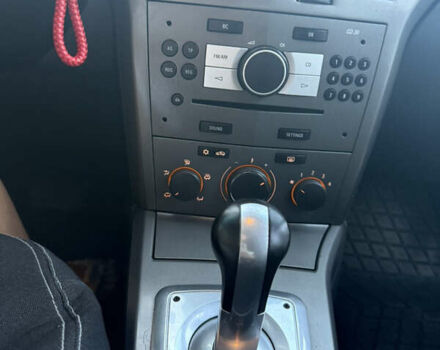 Черный Опель Астра, объемом двигателя 1.6 л и пробегом 207 тыс. км за 4200 $, фото 11 на Automoto.ua