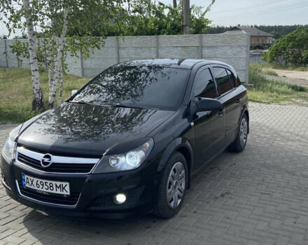 Черный Опель Астра, объемом двигателя 1.6 л и пробегом 170 тыс. км за 5150 $, фото 2 на Automoto.ua