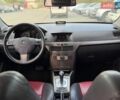 Черный Опель Астра, объемом двигателя 1.6 л и пробегом 186 тыс. км за 3600 $, фото 6 на Automoto.ua