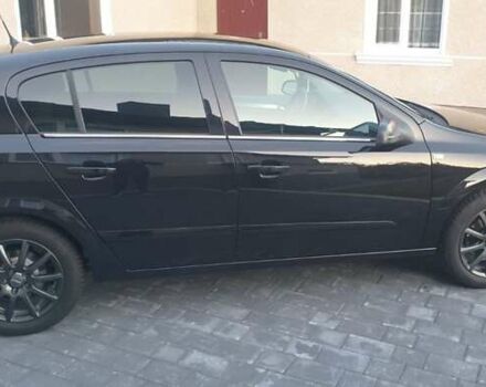 Черный Опель Астра, объемом двигателя 1.8 л и пробегом 224 тыс. км за 6500 $, фото 2 на Automoto.ua