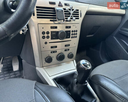Черный Опель Астра, объемом двигателя 1.6 л и пробегом 216 тыс. км за 4700 $, фото 36 на Automoto.ua