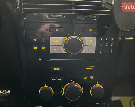 Черный Опель Астра, объемом двигателя 1.8 л и пробегом 224 тыс. км за 6999 $, фото 16 на Automoto.ua