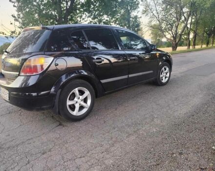 Черный Опель Астра, объемом двигателя 1.4 л и пробегом 488 тыс. км за 3600 $, фото 2 на Automoto.ua