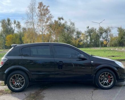 Опель Астра 2007 в Кривом Роге на Automoto.ua Черный Опель Астра, объемом двигателя 1.8 л и пробегом 220 тыс. км за 6000 $, фото 4 на Automoto.ua