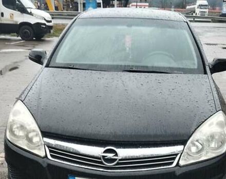 Чорний Опель Астра, об'ємом двигуна 1.6 л та пробігом 239 тис. км за 3400 $, фото 1 на Automoto.ua