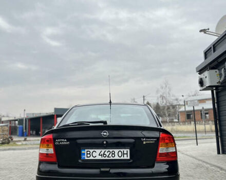 Черный Опель Астра, объемом двигателя 1.36 л и пробегом 82 тыс. км за 4000 $, фото 5 на Automoto.ua