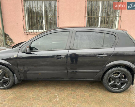 Черный Опель Астра, объемом двигателя 1.4 л и пробегом 220 тыс. км за 4350 $, фото 5 на Automoto.ua