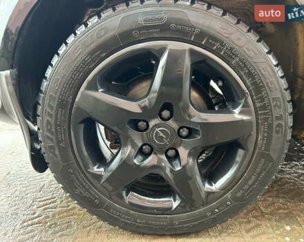 Черный Опель Астра, объемом двигателя 1.4 л и пробегом 220 тыс. км за 4350 $, фото 7 на Automoto.ua