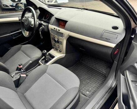 Опель Астра 2008 в Кривом Роге на Automoto.ua Черный Опель Астра, объемом двигателя 1.6 л и пробегом 197 тыс. км за 5700 $, фото 14 на Automoto.ua