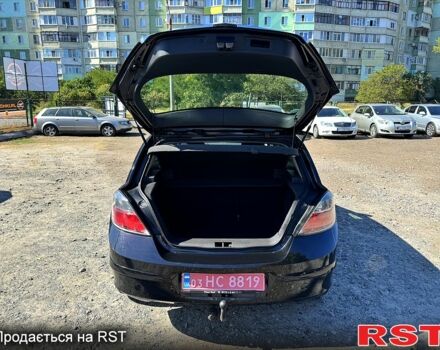 Черный Опель Астра, объемом двигателя 1.4 л и пробегом 230 тыс. км за 5300 $, фото 4 на Automoto.ua