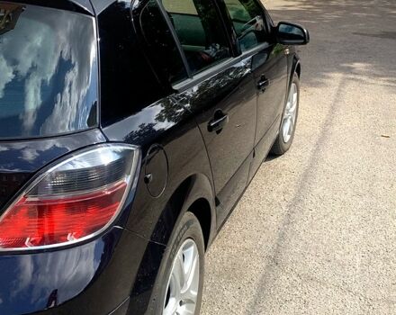 Черный Опель Астра, объемом двигателя 1.4 л и пробегом 187 тыс. км за 5999 $, фото 2 на Automoto.ua