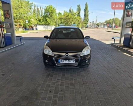 Черный Опель Астра, объемом двигателя 1.6 л и пробегом 195 тыс. км за 5500 $, фото 2 на Automoto.ua