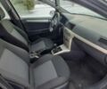 Черный Опель Астра, объемом двигателя 1.6 л и пробегом 220 тыс. км за 4300 $, фото 30 на Automoto.ua