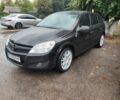 Черный Опель Астра, объемом двигателя 1.4 л и пробегом 200 тыс. км за 3700 $, фото 13 на Automoto.ua