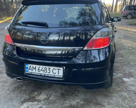 Черный Опель Астра, объемом двигателя 1.8 л и пробегом 250 тыс. км за 5700 $, фото 10 на Automoto.ua