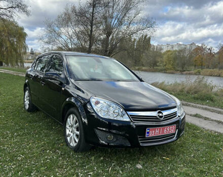 Черный Опель Астра, объемом двигателя 1.6 л и пробегом 233 тыс. км за 5900 $, фото 5 на Automoto.ua