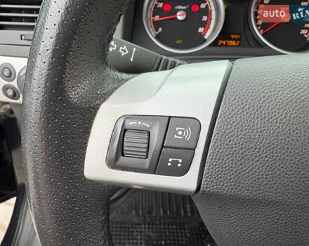 Черный Опель Астра, объемом двигателя 1.6 л и пробегом 245 тыс. км за 5650 $, фото 17 на Automoto.ua