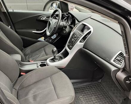 Черный Опель Астра, объемом двигателя 1.69 л и пробегом 216 тыс. км за 7800 $, фото 3 на Automoto.ua