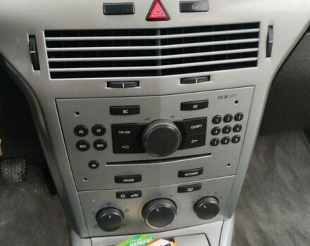 Черный Опель Астра, объемом двигателя 1.36 л и пробегом 252 тыс. км за 5300 $, фото 5 на Automoto.ua