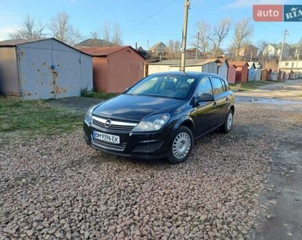 Черный Опель Астра, объемом двигателя 1.4 л и пробегом 212 тыс. км за 5900 $, фото 2 на Automoto.ua