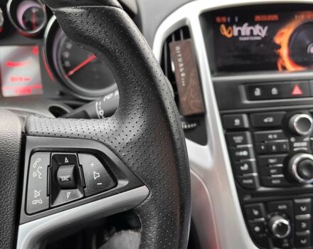 Черный Опель Астра, объемом двигателя 1.7 л и пробегом 217 тыс. км за 7300 $, фото 7 на Automoto.ua