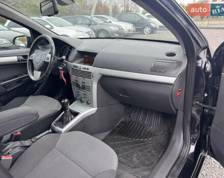 Опель Астра 2009 в Звенигородка на Automoto.ua Черный Опель Астра, объемом двигателя 1.6 л и пробегом 250 тыс. км за 5550 $, фото 39 на Automoto.ua