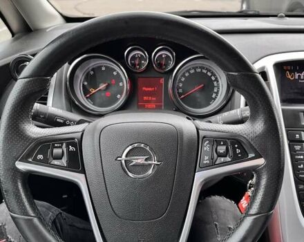Черный Опель Астра, объемом двигателя 1.69 л и пробегом 216 тыс. км за 7800 $, фото 1 на Automoto.ua