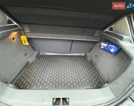 Черный Опель Астра, объемом двигателя 1.6 л и пробегом 245 тыс. км за 5650 $, фото 26 на Automoto.ua