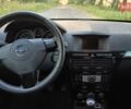 Черный Опель Астра, объемом двигателя 1.4 л и пробегом 208 тыс. км за 5050 $, фото 50 на Automoto.ua