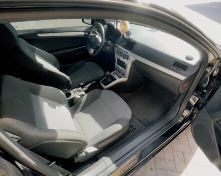 Опель Астра 2009 в Ровно на Automoto.ua Черный Опель Астра, объемом двигателя 1.6 л и пробегом 208 тыс. км за 5800 $, фото 22 на Automoto.ua