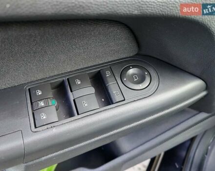 Черный Опель Астра, объемом двигателя 1.6 л и пробегом 194 тыс. км за 5000 $, фото 23 на Automoto.ua