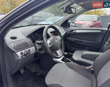 Опель Астра 2009 в Звенигородка на Automoto.ua Черный Опель Астра, объемом двигателя 1.6 л и пробегом 250 тыс. км за 5550 $, фото 29 на Automoto.ua