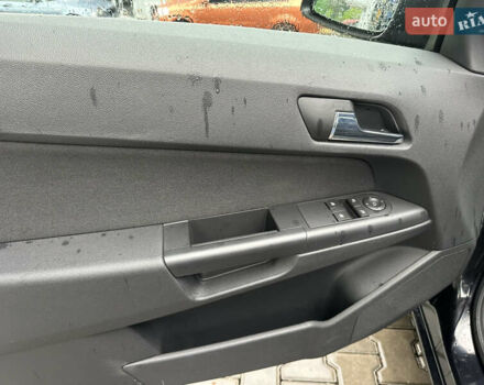 Черный Опель Астра, объемом двигателя 1.6 л и пробегом 98 тыс. км за 6150 $, фото 12 на Automoto.ua