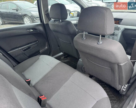 Опель Астра 2009 в Звенигородка на Automoto.ua Черный Опель Астра, объемом двигателя 1.6 л и пробегом 250 тыс. км за 5550 $, фото 25 на Automoto.ua