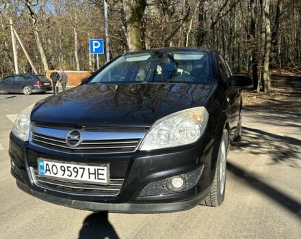 Черный Опель Астра, объемом двигателя 1.6 л и пробегом 250 тыс. км за 5900 $, фото 6 на Automoto.ua