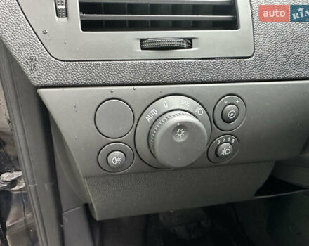 Черный Опель Астра, объемом двигателя 1.6 л и пробегом 98 тыс. км за 6150 $, фото 13 на Automoto.ua