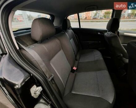 Черный Опель Астра, объемом двигателя 1.6 л и пробегом 194 тыс. км за 5000 $, фото 20 на Automoto.ua