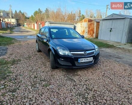 Черный Опель Астра, объемом двигателя 1.4 л и пробегом 212 тыс. км за 5900 $, фото 4 на Automoto.ua