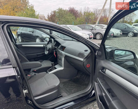 Опель Астра 2009 в Звенигородка на Automoto.ua Черный Опель Астра, объемом двигателя 1.6 л и пробегом 250 тыс. км за 5550 $, фото 36 на Automoto.ua