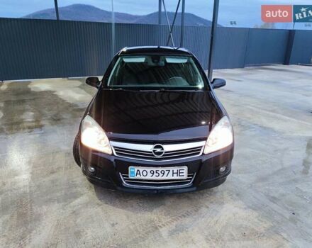 Чорний Опель Астра, об'ємом двигуна 1.6 л та пробігом 253 тис. км за 5900 $, фото 4 на Automoto.ua