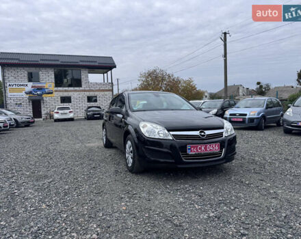 Опель Астра 2009 в Звенигородка на Automoto.ua Черный Опель Астра, объемом двигателя 1.6 л и пробегом 250 тыс. км за 5550 $, фото 1 на Automoto.ua