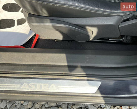 Опель Астра 2010 в Коломые на Automoto.ua Черный Опель Астра, объемом двигателя 1.25 л и пробегом 150 тыс. км за 6700 $, фото 12 на Automoto.ua