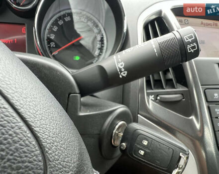 Черный Опель Астра, объемом двигателя 1.6 л и пробегом 191 тыс. км за 7950 $, фото 71 на Automoto.ua