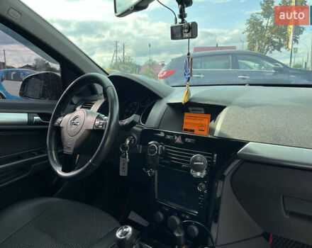 Опель Астра 2010 в Коломые на Automoto.ua Черный Опель Астра, объемом двигателя 1.25 л и пробегом 150 тыс. км за 6700 $, фото 25 на Automoto.ua