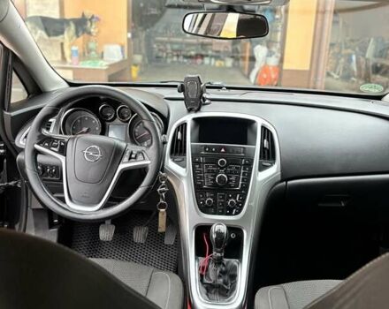 Черный Опель Астра, объемом двигателя 1.69 л и пробегом 235 тыс. км за 6500 $, фото 5 на Automoto.ua