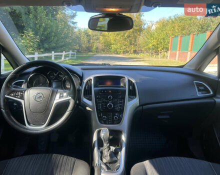 Опель Астра 2010 у Корсунь-Шевченковском на Automoto.ua Чорний Опель Астра, об'ємом двигуна 1.6 л та пробігом 184 тис. км за 6000 $, фото 21 на Automoto.ua