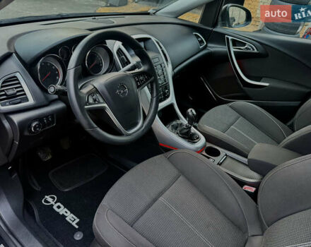Опель Астра 2010 в Ровно на Automoto.ua Черный Опель Астра, объемом двигателя 1.4 л и пробегом 147 тыс. км за 6499 $, фото 12 на Automoto.ua
