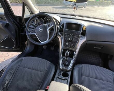 Черный Опель Астра, объемом двигателя 1.2 л и пробегом 300 тыс. км за 7399 $, фото 7 на Automoto.ua