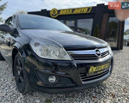 Опель Астра 2010 в Коломые на Automoto.ua Черный Опель Астра, объемом двигателя 1.25 л и пробегом 150 тыс. км за 6700 $, фото 6 на Automoto.ua